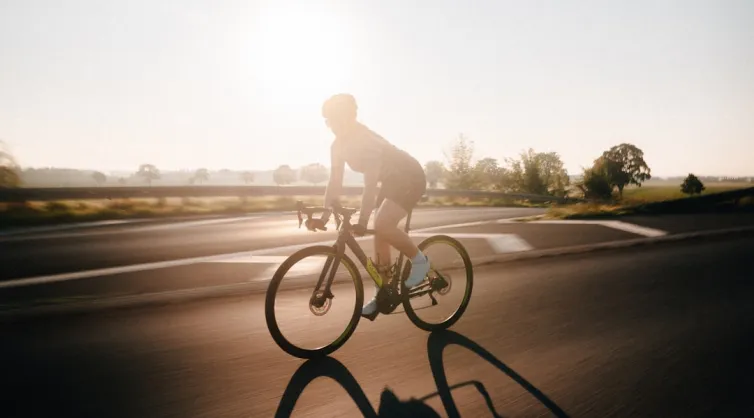Frühling mit dem Fahrrad: Radtouren für wenig Geld